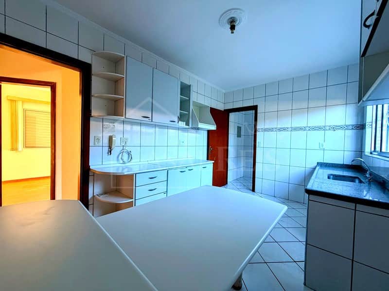 Cozinha clara