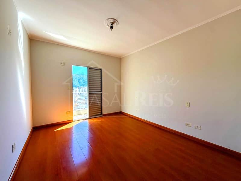 Quarto vazio com