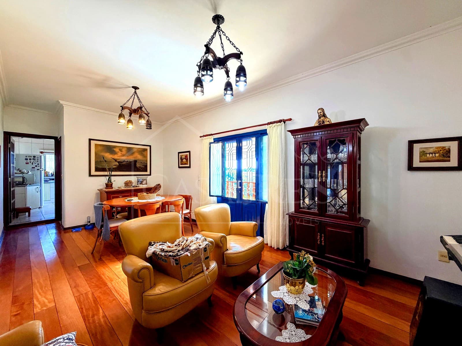 Sala de estar e jantar