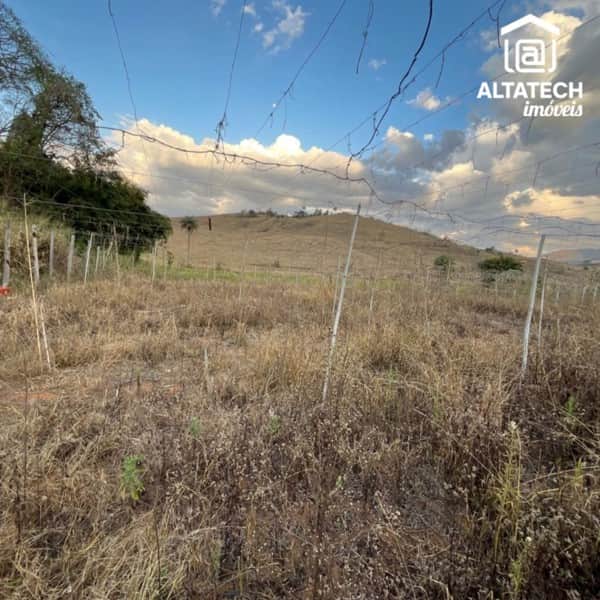 Chácara 1.000 m² à venda em Souza Lima, Poços de Caldas