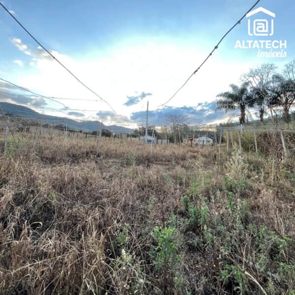 Chácara 4.000 m² à venda em Souza Lima, Poços de Caldas